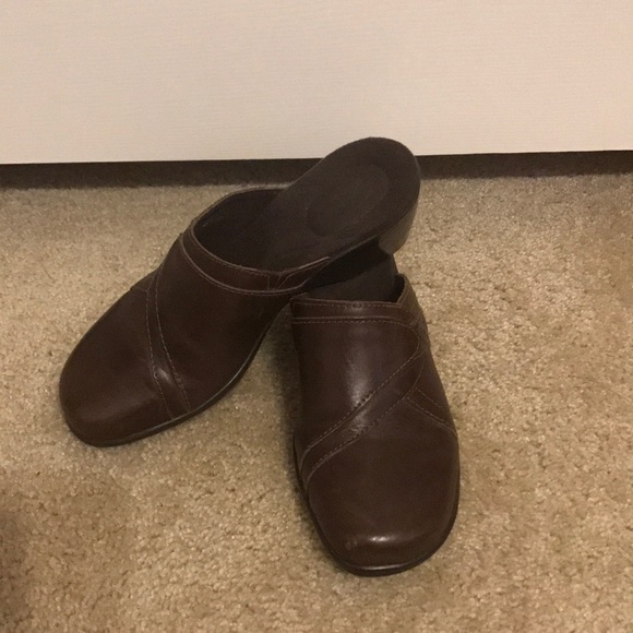 Clarks Shoes - Clarks bendable clogs